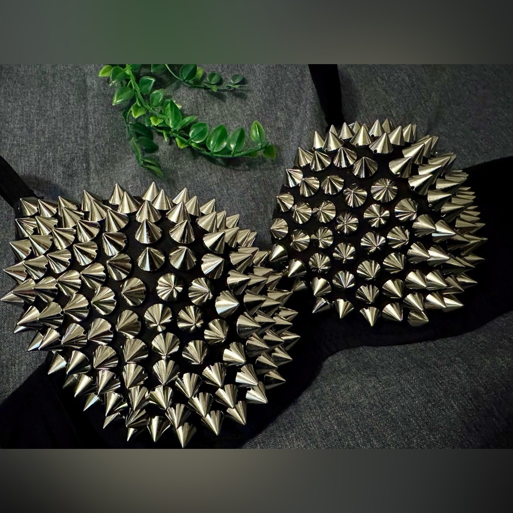🖤 Black Spiked Bra 🖤 gothic cosplay - Picture 2 of 7